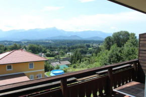 Отель Appartementhaus Karawankenpromenade  Фельден-Ам-Вёртер-Зе